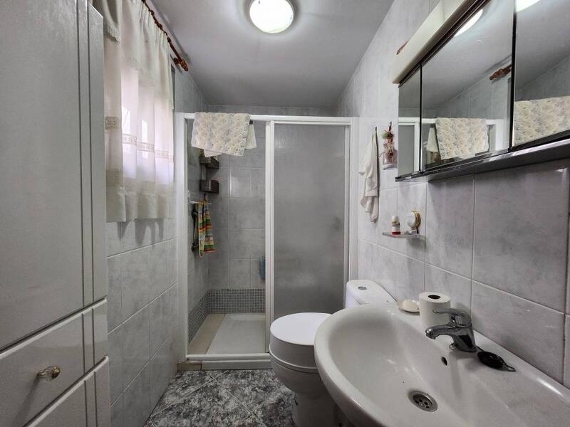 7 sovrum Radhus till salu