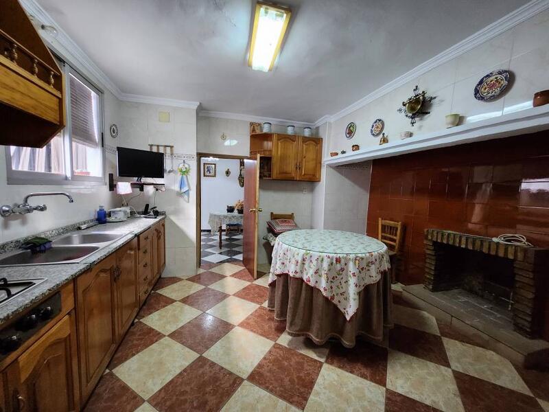 7 sovrum Radhus till salu