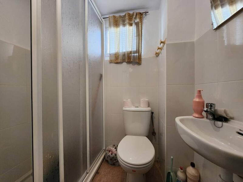 4 bedroom Townhouse for sale