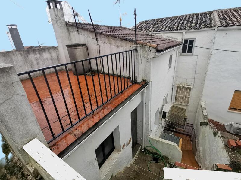 3 soverom Rekkehus til salgs 3 soverom Rekkehus til salgs