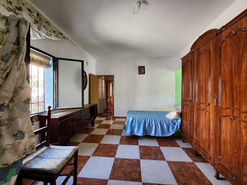 4 Schlafzimmer Stadthaus zu verkaufen