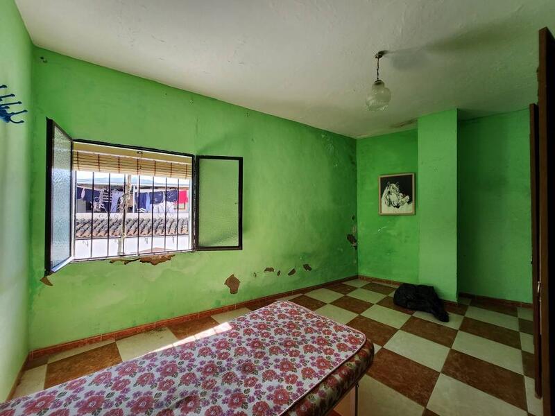 4 Schlafzimmer Stadthaus zu verkaufen