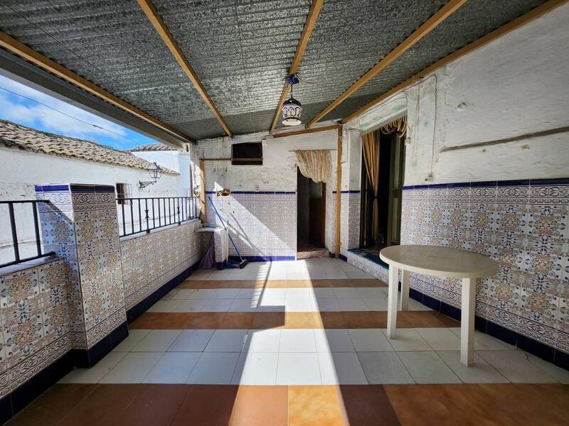 4 Schlafzimmer Stadthaus zu verkaufen