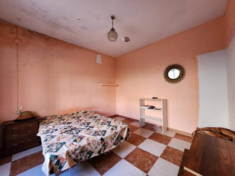 4 Schlafzimmer Stadthaus zu verkaufen