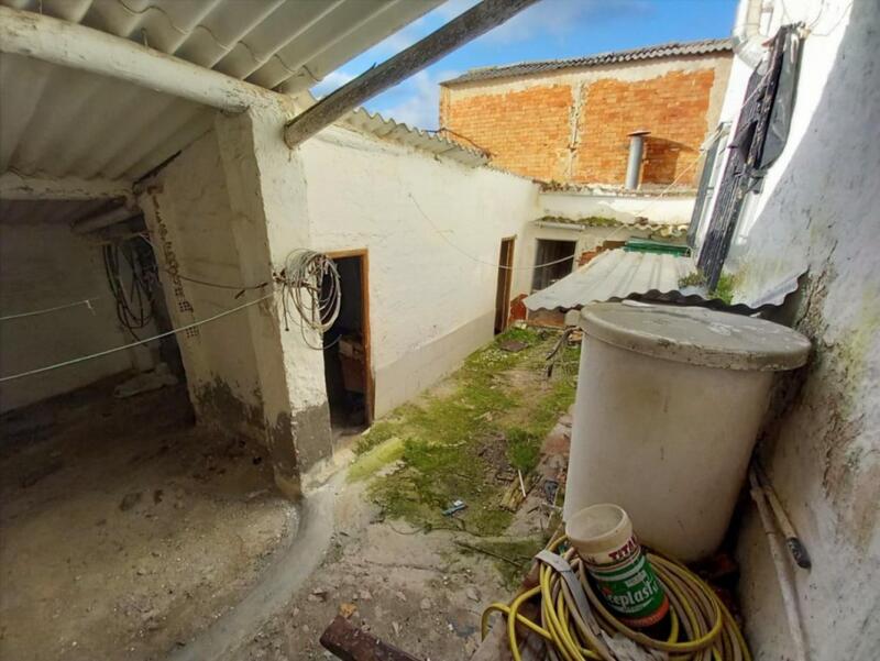 5 soveværelse Landsted til salg