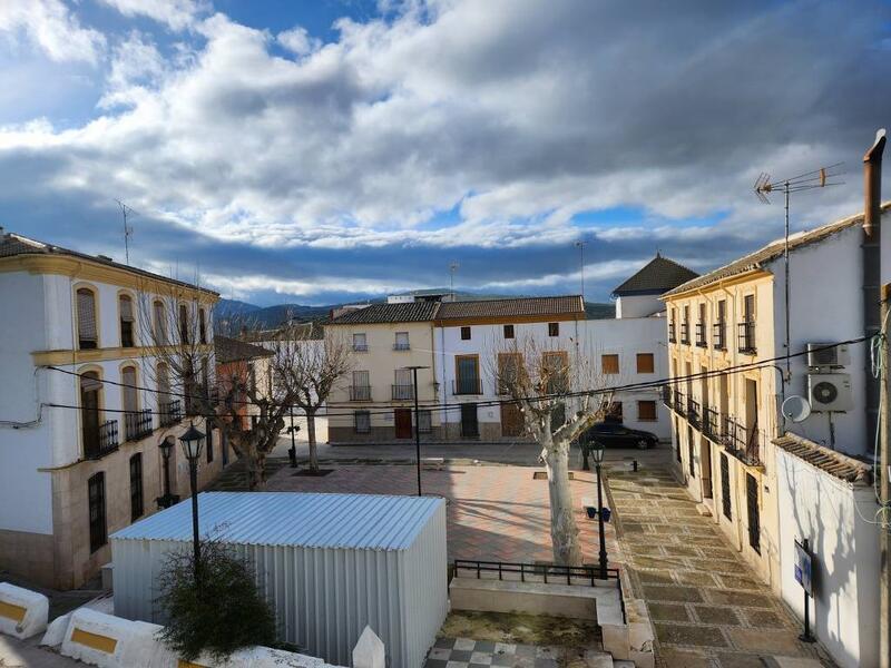 3 Cuarto Local Comercial en venta