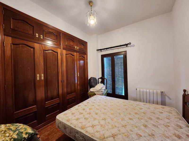 3 Cuarto Local Comercial en venta