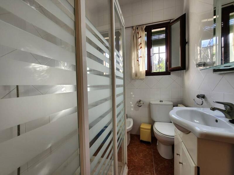 3 Cuarto Local Comercial en venta