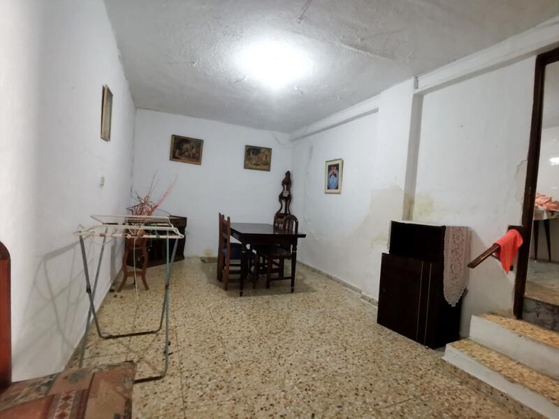 4 Schlafzimmer Stadthaus zu verkaufen