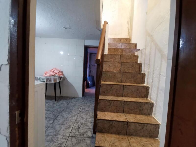 4 Schlafzimmer Stadthaus zu verkaufen