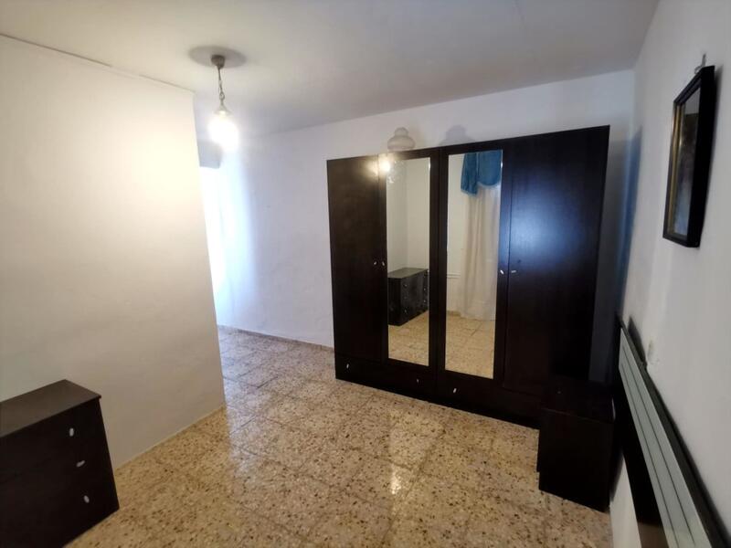 4 Schlafzimmer Stadthaus zu verkaufen