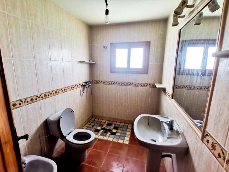 3 bedroom Country House for sale