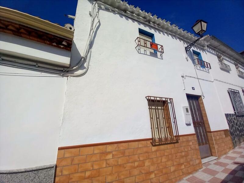 4 bedroom Townhouse for sale 4 bedroom Townhouse for sale