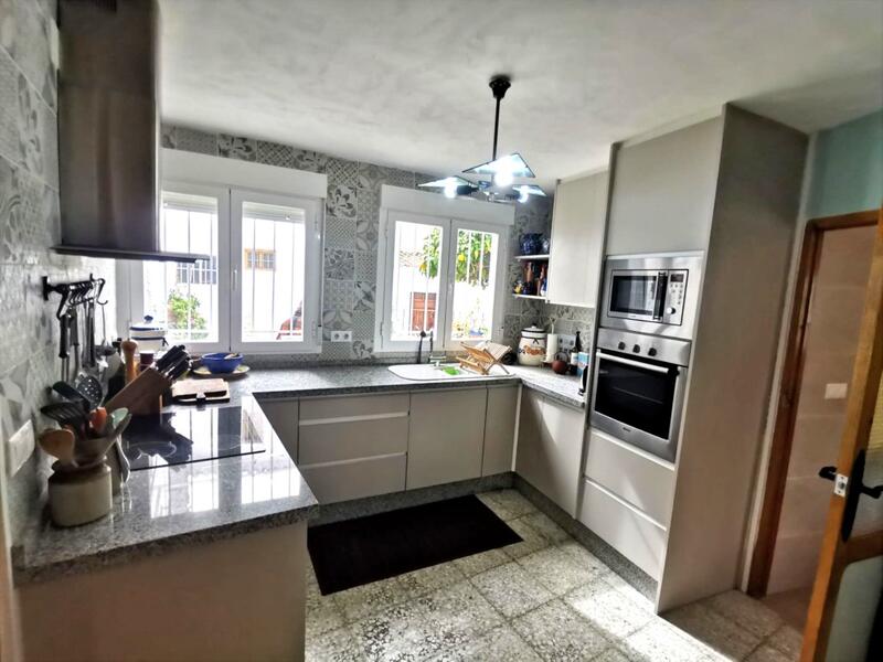 3 soverom Herregård til salgs