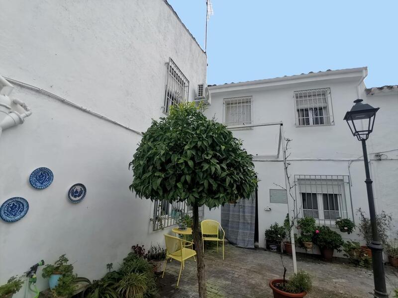 3 soverom Herregård til salgs