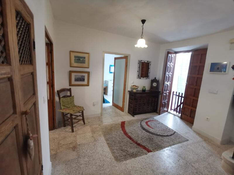 3 soverom Herregård til salgs