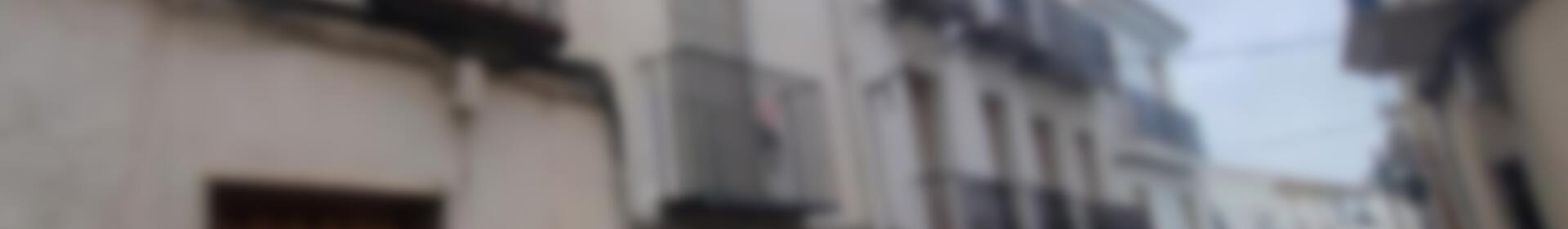 4 bedroom Townhouse for sale