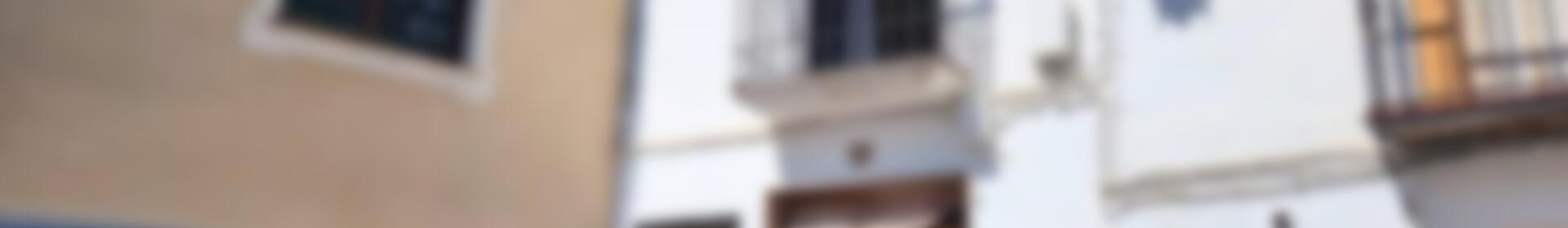 4 bedroom Townhouse for sale