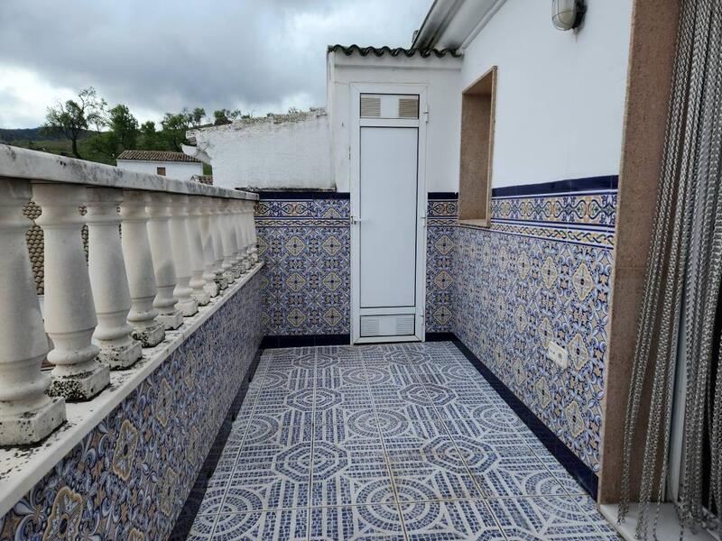 3 bedroom Townhouse for sale