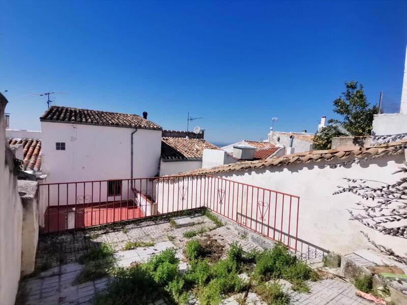 3 sovrum Radhus till salu