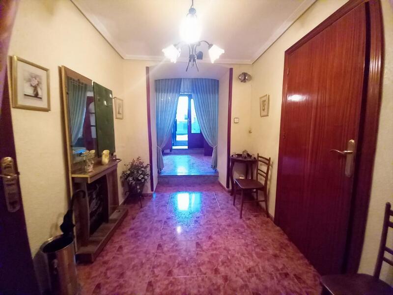 4 Cuarto Adosado en venta