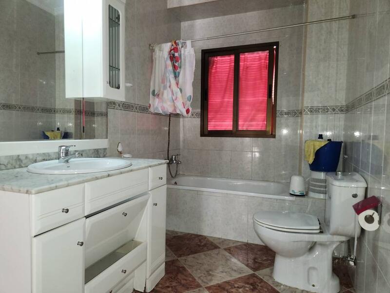 4 Schlafzimmer Stadthaus zu verkaufen