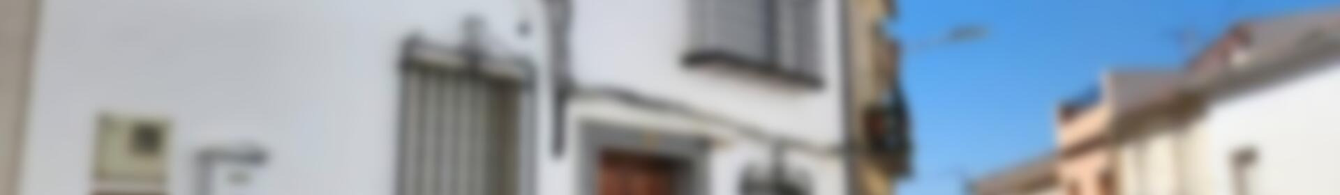 4 slaapkamer Gezinswoning Te koop