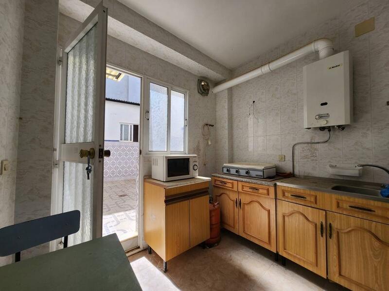 4 slaapkamer Gezinswoning Te koop