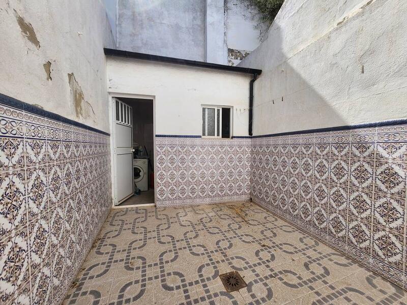 4 slaapkamer Gezinswoning Te koop