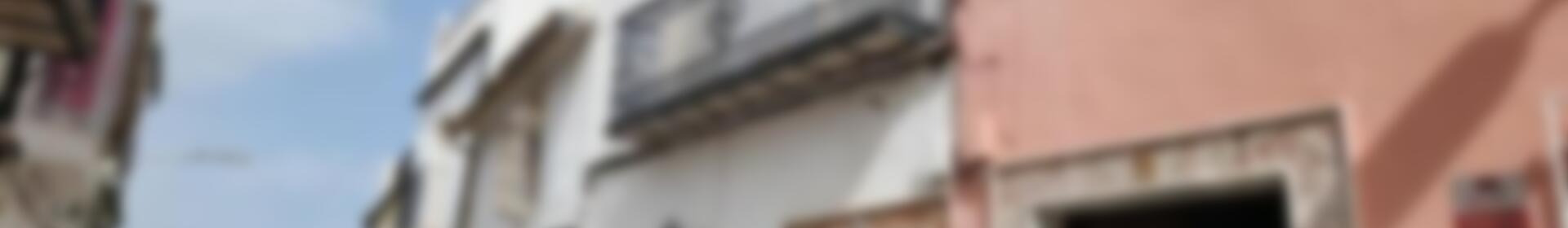 4 спальная комната городская тюрьма продается