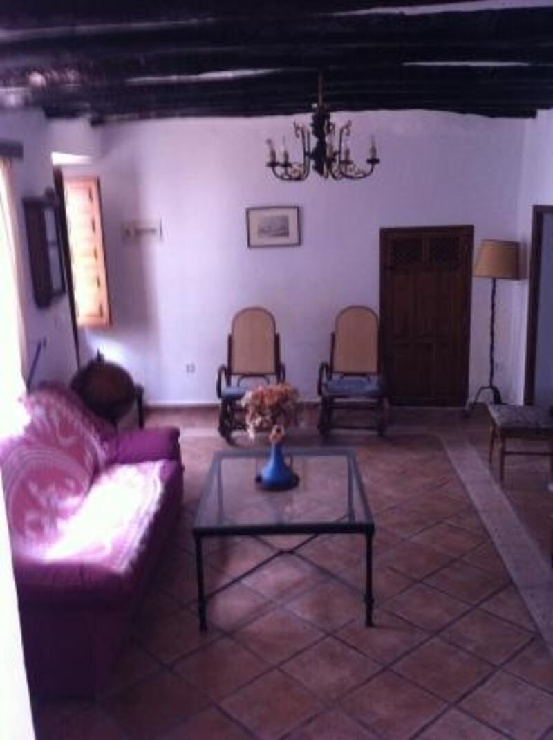 5 bedroom Country House for sale