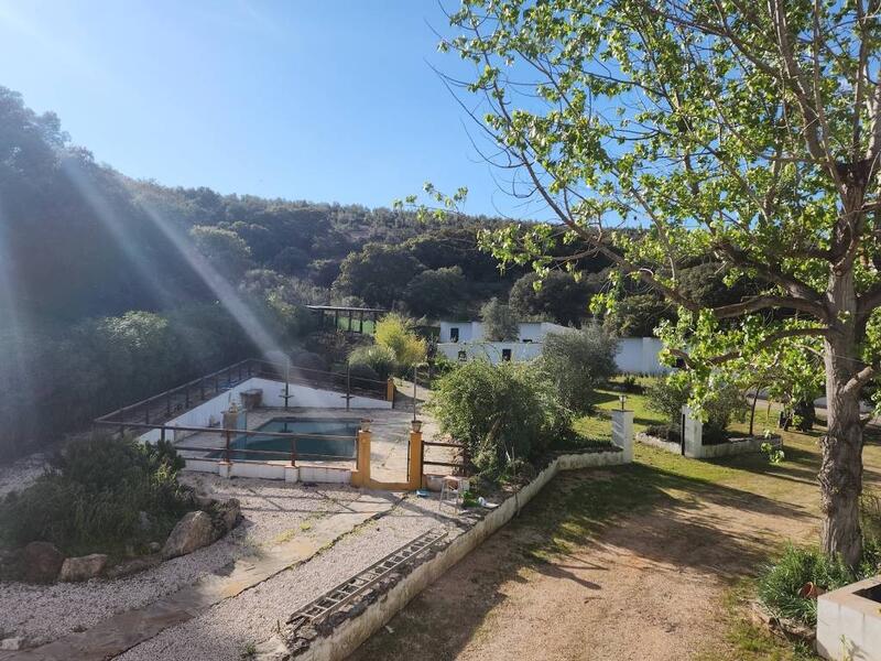 5 Cuarto Casa de Campo en venta