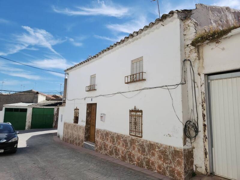 Maison de Ville à vendre dans Santiago de Calatrava, Jaén