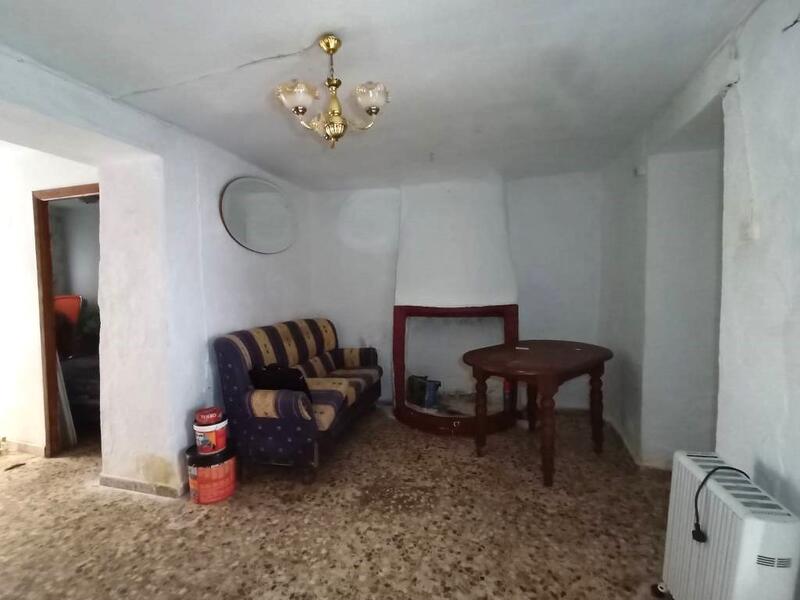 3 bedroom Townhouse for sale