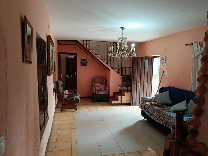 4 slaapkamer Landhuis Te koop 4 slaapkamer Landhuis Te koop