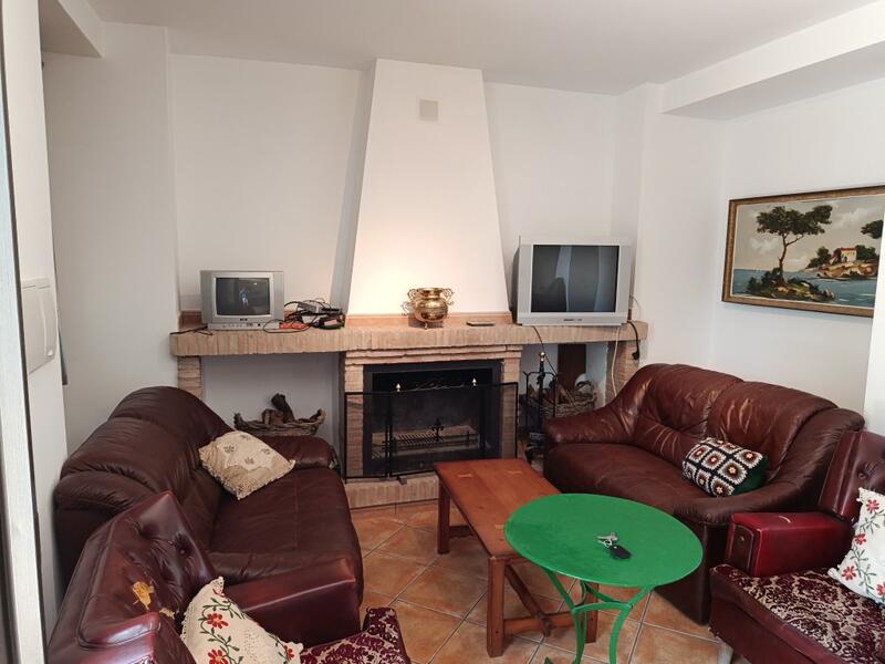 3 Schlafzimmer Landhaus zu verkaufen