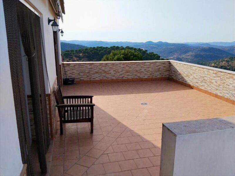 4 bedroom Country House for sale 4 bedroom Country House for sale