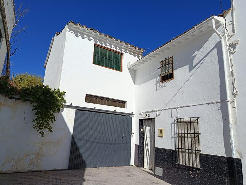 Townhouse for sale in Fuente Tojar, Córdoba Townhouse for sale in Fuente Tojar, Córdoba