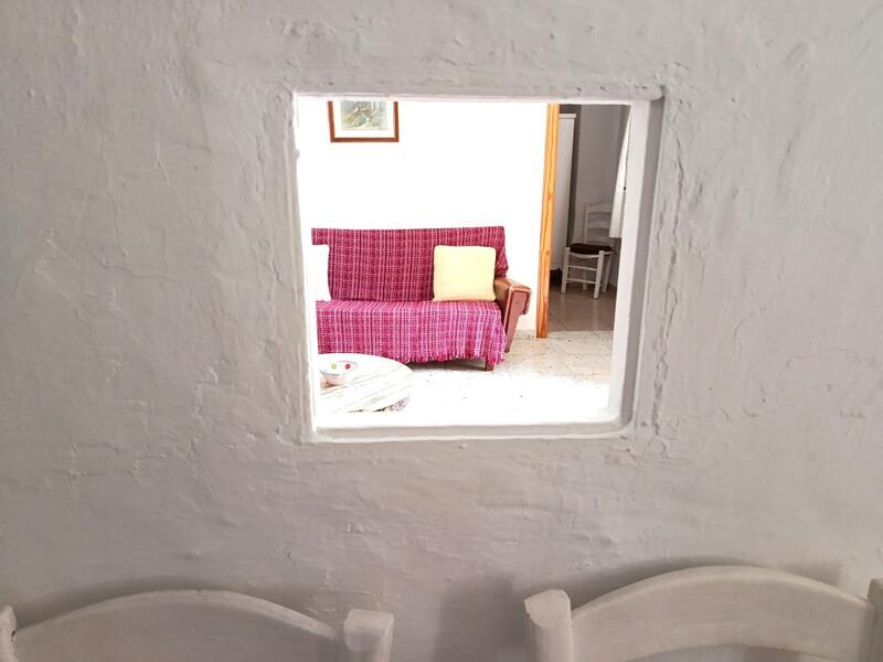 5 bedroom Townhouse for sale
