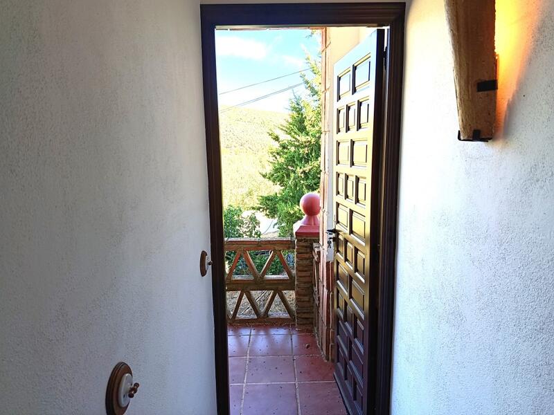2 bedroom Country House for sale 2 bedroom Country House for sale