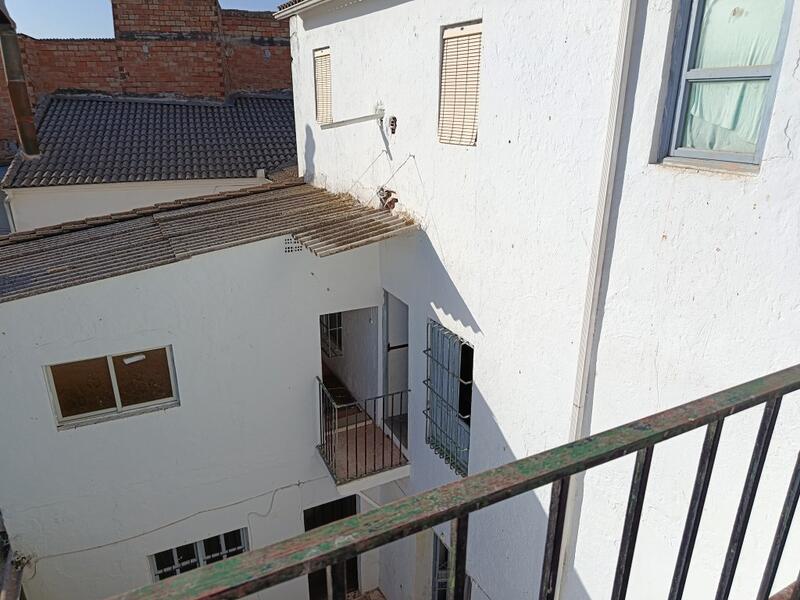 10 bedroom Townhouse for sale 10 bedroom Townhouse for sale
