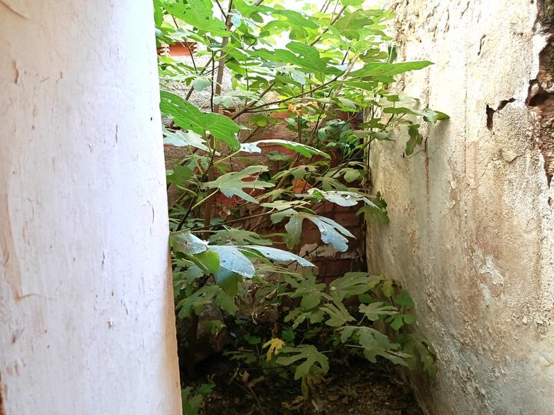 4 bedroom Townhouse for sale