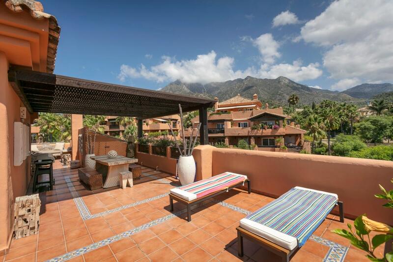 Apartment for sale in Marbella, Málaga