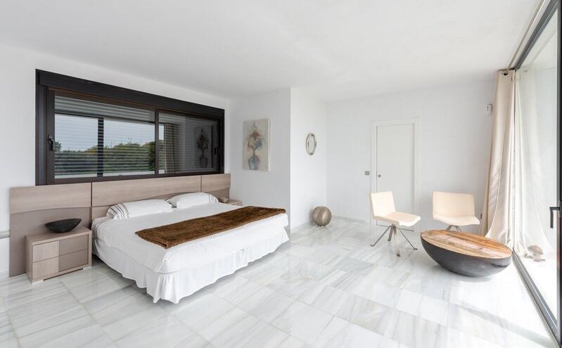 6 bedroom Villa for Long Term Rent