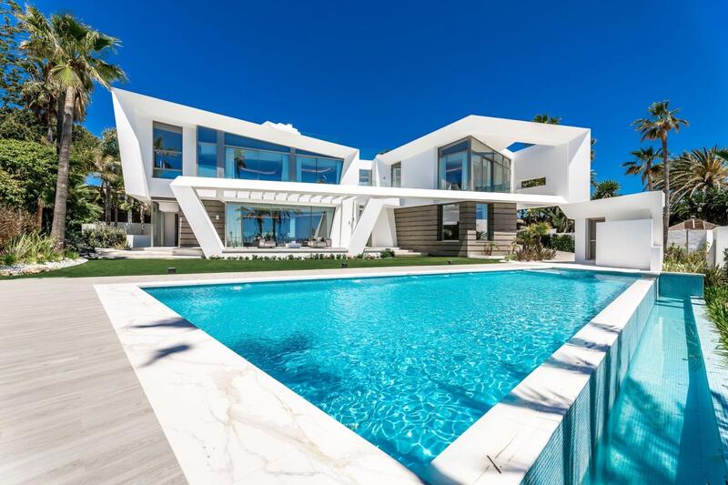 Villa en venta en Marbella, Málaga