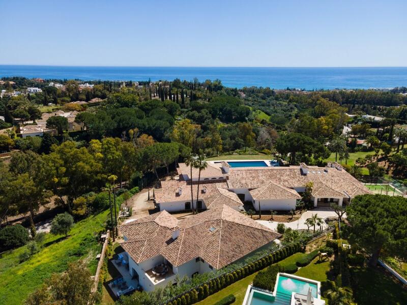 16 bedroom Villa for sale