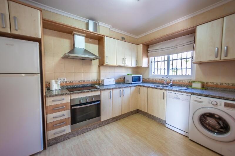 4 Cuarto Villa en venta