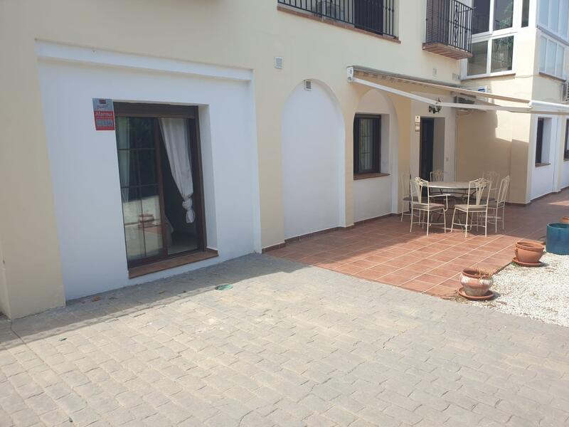 2 bedroom Apartment for Long Term Rent
