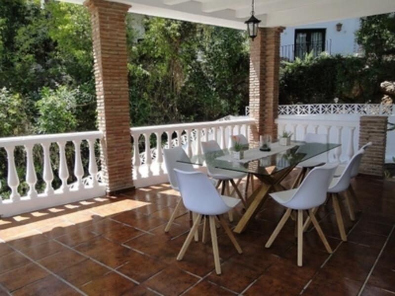 4 bedroom Villa for Long Term Rent