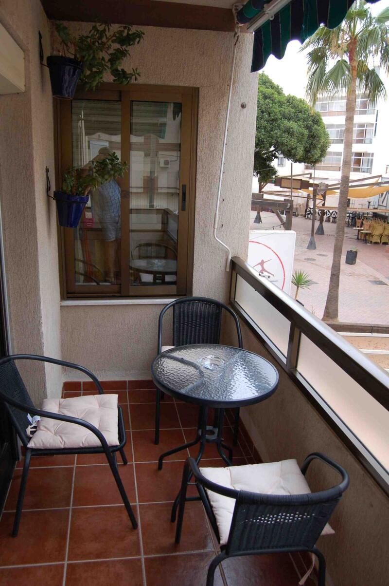 1 bedroom Apartment for Long Term Rent